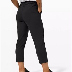 Lululemon On the Move Pant